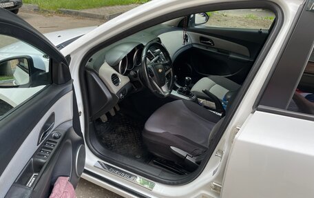 Chevrolet Cruze II, 2011 год, 700 000 рублей, 13 фотография