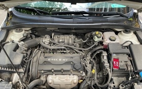 Chevrolet Cruze II, 2011 год, 700 000 рублей, 16 фотография