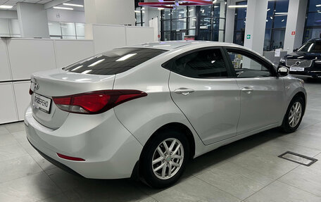 Hyundai Elantra V, 2015 год, 1 099 000 рублей, 8 фотография