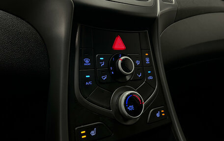 Hyundai Elantra V, 2015 год, 1 099 000 рублей, 13 фотография