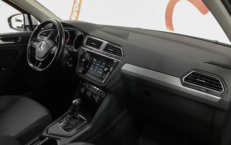Volkswagen Tiguan II, 2020 год, 2 202 000 рублей, 10 фотография