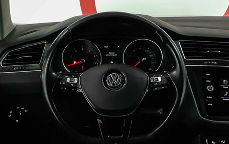 Volkswagen Tiguan II, 2020 год, 2 202 000 рублей, 12 фотография