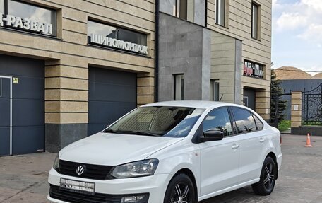 Volkswagen Polo VI (EU Market), 2018 год, 1 200 000 рублей, 2 фотография