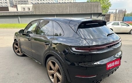Porsche Cayenne III, 2023 год, 15 950 000 рублей, 6 фотография