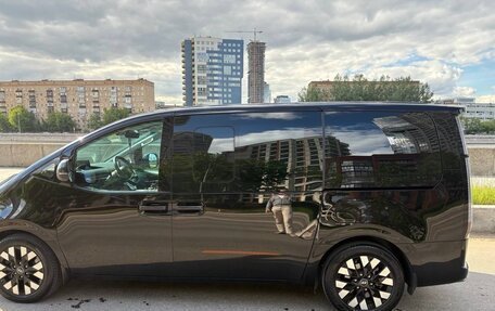 Hyundai Staria, 2025 год, 6 300 000 рублей, 6 фотография