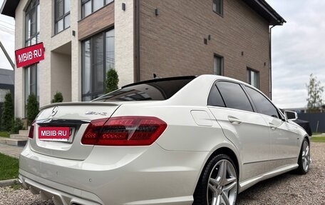 Mercedes-Benz E-Класс, 2012 год, 2 500 000 рублей, 5 фотография