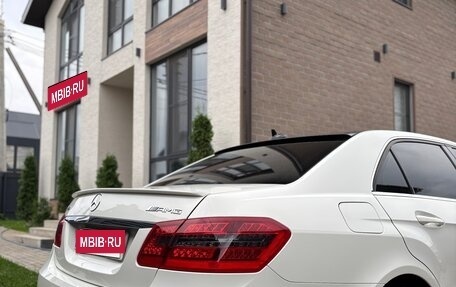 Mercedes-Benz E-Класс, 2012 год, 2 500 000 рублей, 4 фотография