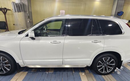 Volvo XC90 II рестайлинг, 2015 год, 2 600 000 рублей, 10 фотография