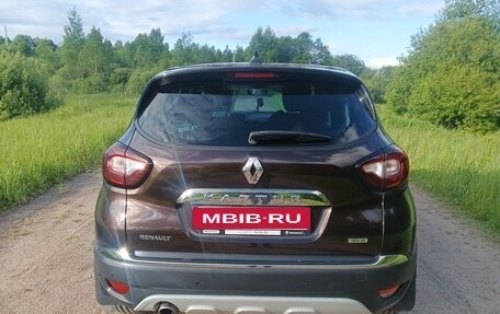 Renault Kaptur I рестайлинг, 2017 год, 1 500 000 рублей, 2 фотография