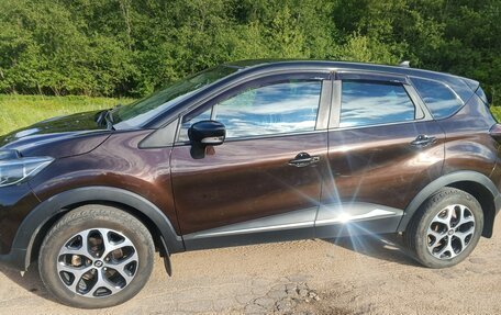 Renault Kaptur I рестайлинг, 2017 год, 1 500 000 рублей, 17 фотография