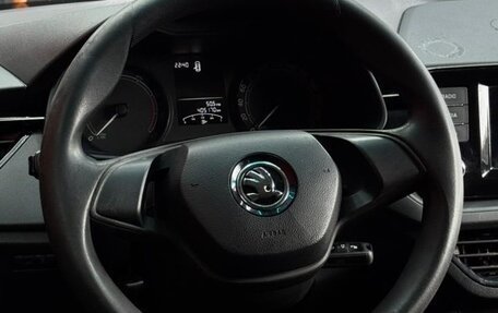 Skoda Rapid II, 2021 год, 930 000 рублей, 7 фотография