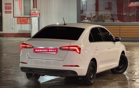 Skoda Rapid II, 2021 год, 930 000 рублей, 2 фотография