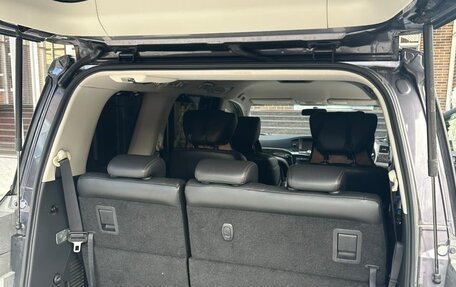 Nissan Elgrand III, 2016 год, 890 000 рублей, 10 фотография