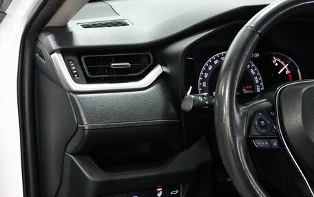 Toyota RAV4, 2021 год, 3 149 000 рублей, 12 фотография