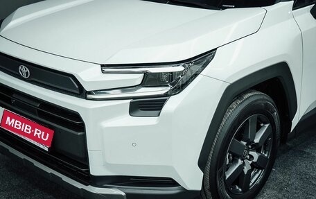 Toyota RAV4, 2025 год, 4 270 000 рублей, 4 фотография