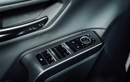 Toyota RAV4, 2025 год, 4 270 000 рублей, 34 фотография