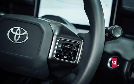 Toyota RAV4, 2025 год, 4 270 000 рублей, 37 фотография