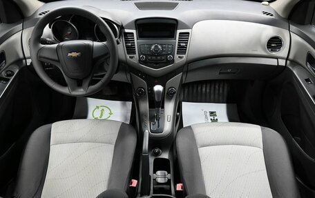 Chevrolet Cruze II, 2010 год, 845 000 рублей, 11 фотография