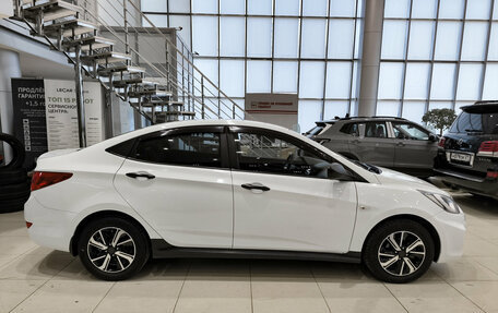 Hyundai Solaris II рестайлинг, 2012 год, 690 000 рублей, 4 фотография