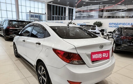 Hyundai Solaris II рестайлинг, 2012 год, 690 000 рублей, 7 фотография