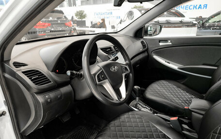 Hyundai Solaris II рестайлинг, 2012 год, 690 000 рублей, 16 фотография