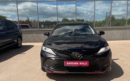 Toyota Camry, 2020 год, 2 850 000 рублей, 1 фотография