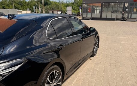 Toyota Camry, 2020 год, 2 850 000 рублей, 6 фотография
