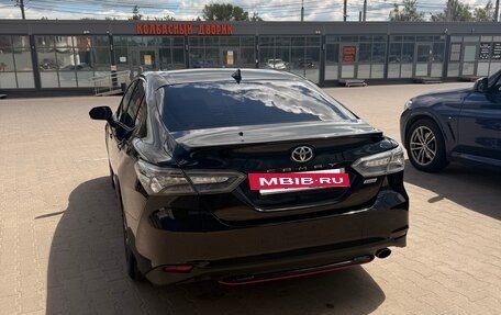 Toyota Camry, 2020 год, 2 850 000 рублей, 5 фотография