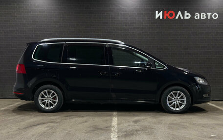 Volkswagen Sharan II, 2013 год, 1 495 000 рублей, 4 фотография
