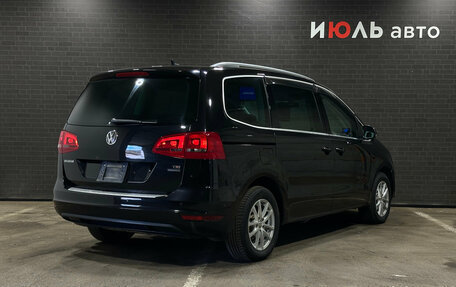 Volkswagen Sharan II, 2013 год, 1 495 000 рублей, 5 фотография