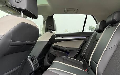 Volkswagen Golf VIII, 2022 год, 1 649 000 рублей, 15 фотография