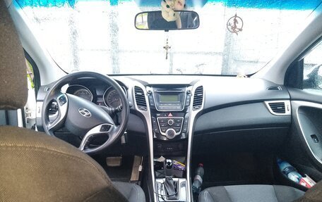 Hyundai i30 II рестайлинг, 2013 год, 1 000 000 рублей, 8 фотография