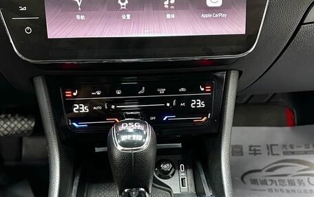 Skoda Superb III рестайлинг, 2021 год, 1 890 000 рублей, 18 фотография