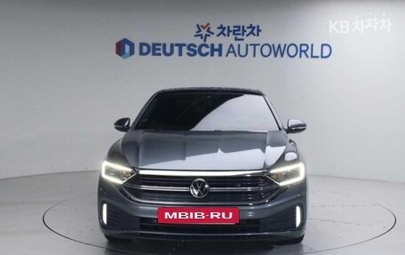 Volkswagen Jetta VII, 2023 год, 2 020 000 рублей, 3 фотография