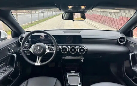 Mercedes-Benz A-Класс, 2023 год, 2 131 022 рублей, 7 фотография
