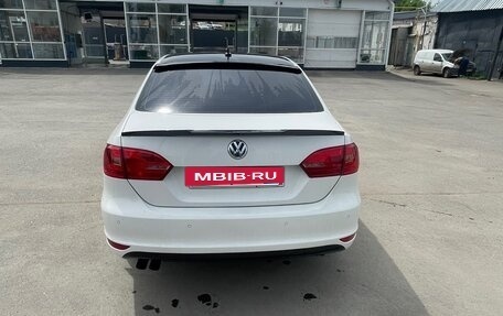 Volkswagen Jetta VI, 2011 год, 670 000 рублей, 6 фотография