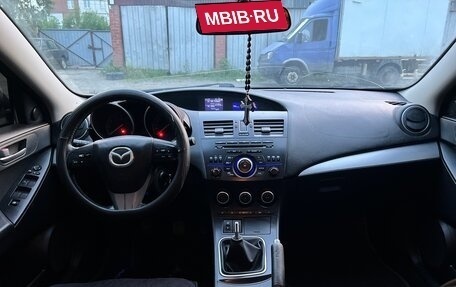 Mazda 3, 2012 год, 690 000 рублей, 14 фотография
