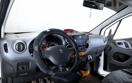 Peugeot Partner II рестайлинг 2, 2013 год, 649 000 рублей, 14 фотография