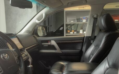 Toyota Land Cruiser 200, 2011 год, 3 260 000 рублей, 13 фотография