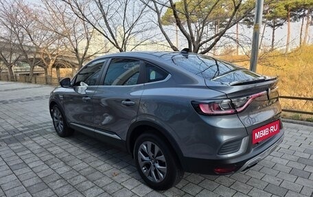 Renault Arkana I, 2024 год, 1 860 000 рублей, 2 фотография