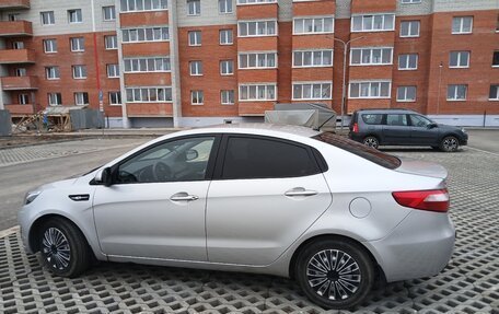 KIA Rio III рестайлинг, 2013 год, 660 000 рублей, 3 фотография