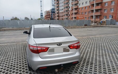 KIA Rio III рестайлинг, 2013 год, 660 000 рублей, 10 фотография