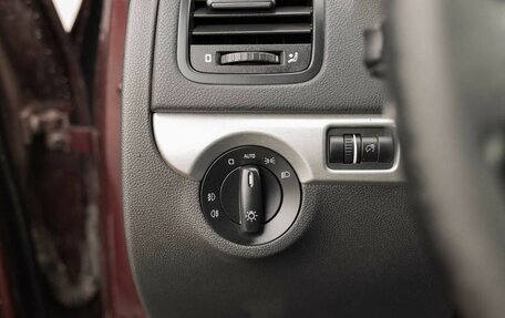 Skoda Yeti I рестайлинг, 2011 год, 1 000 000 рублей, 17 фотография