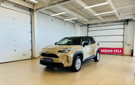 Toyota Yaris Cross, 2020 год, 1 999 999 рублей, 2 фотография