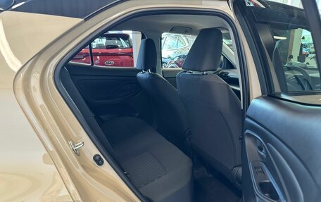 Toyota Yaris Cross, 2020 год, 1 999 999 рублей, 18 фотография