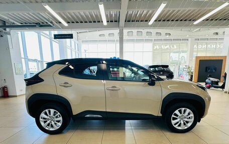 Toyota Yaris Cross, 2020 год, 1 999 999 рублей, 7 фотография