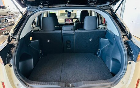 Toyota Yaris Cross, 2020 год, 1 999 999 рублей, 19 фотография