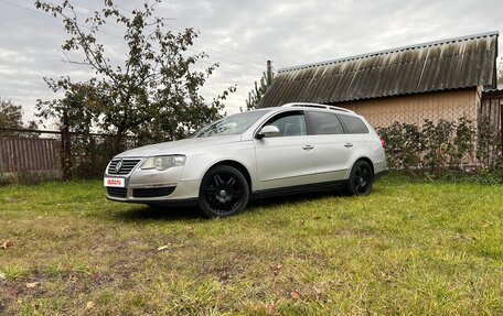 Volkswagen Passat B6, 2010 год, 750 000 рублей, 2 фотография