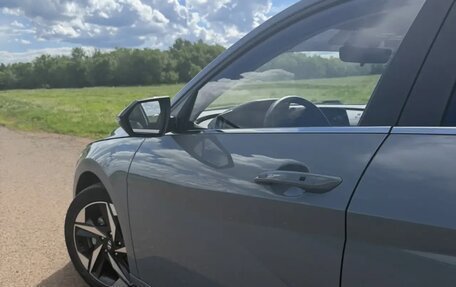 Hyundai Elantra, 2021 год, 2 300 000 рублей, 4 фотография
