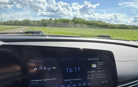 Hyundai Elantra, 2021 год, 2 300 000 рублей, 11 фотография